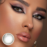 Lentes de contacto de color gris claro Sidra